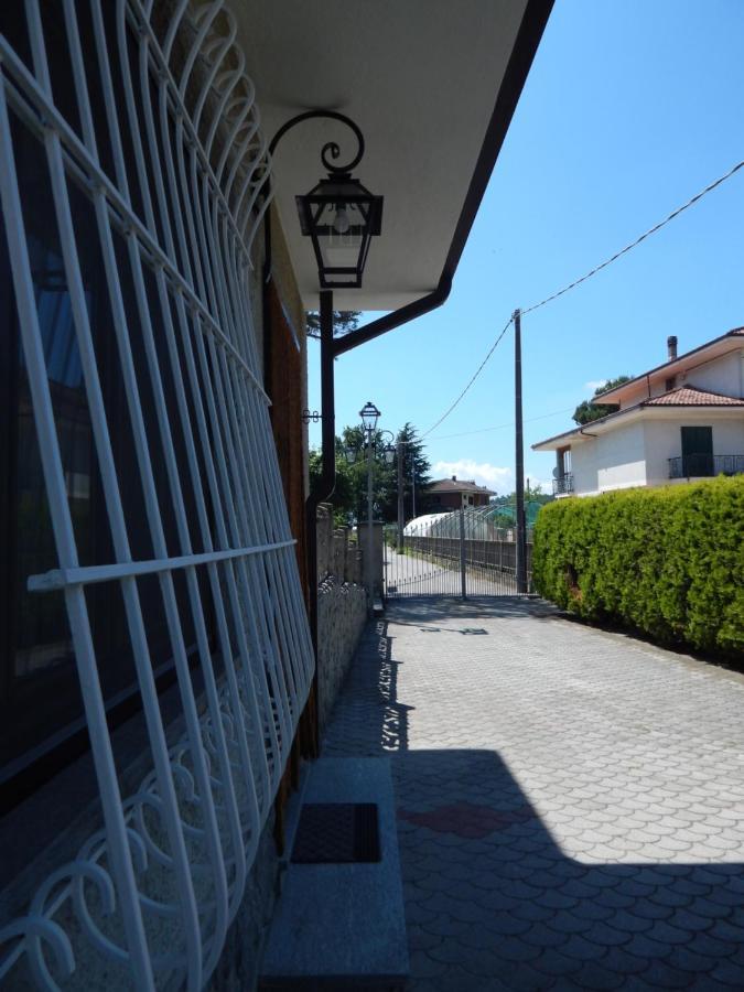 Amo' Le Langhe Acomodação com café da manhã Narzole Exterior foto