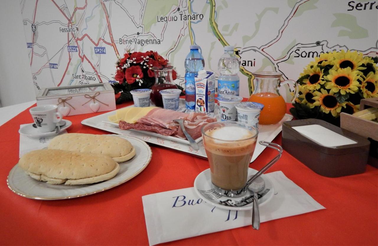 Amo' Le Langhe Acomodação com café da manhã Narzole Exterior foto